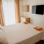 Matteo's * Velipoje