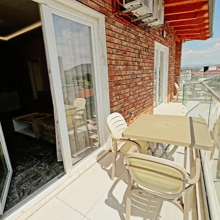 Matteo's Velipojë